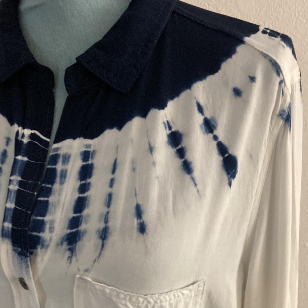 Rock and Republic Blouse - Picture 2 of 6